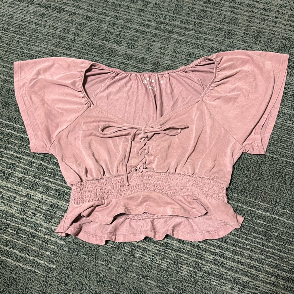 Aeropostale crop flowy scoop neck pink lace up top